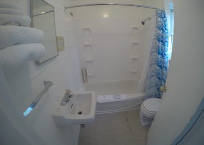 Bathroom in Room at Jasper Way Inn lodging in Clearwater, BC